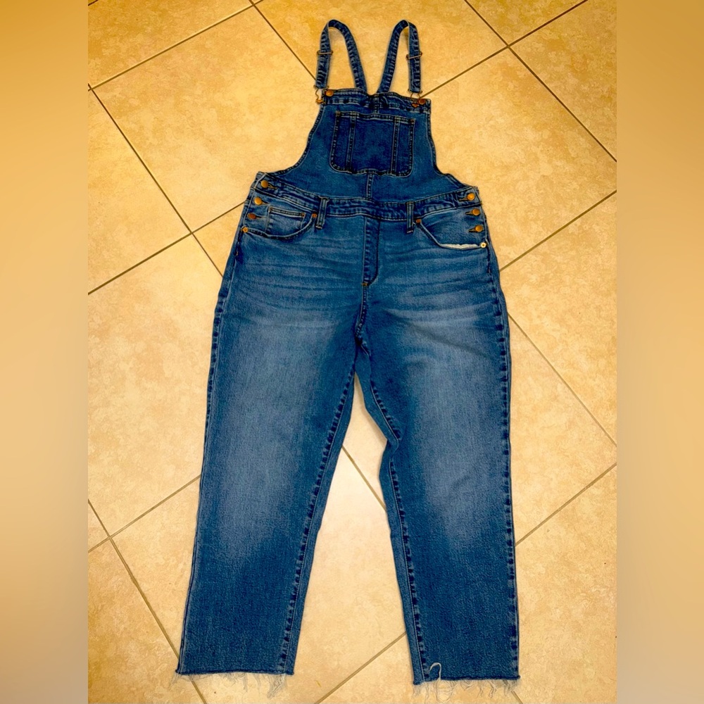 Universal Thread Blue Denim Overalls Classic Style